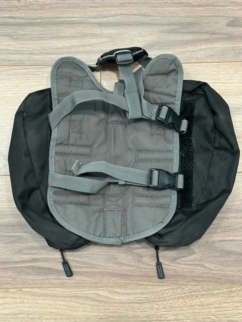 Outward Hound Harness w/ Removable Daypack S/M